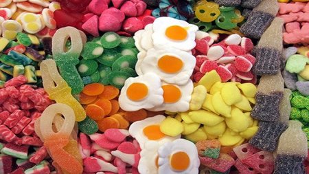 Alerta alimentaria en España sobre una posible golosina tóxica