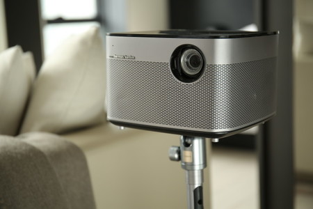 ¿Qué tiene este proyector portátil para haber arrasado en Indiegogo?