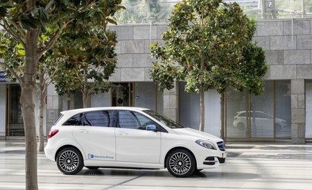 Otro coche eléctrico más: ahora de Mercedes-Benz. Regreso a Motorpasión Futuro