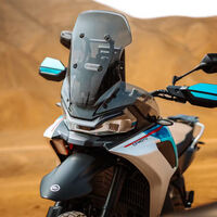 Otra trail china lo quiere petar en Europa. Es tricilíndrica, tiene 1.000 cc y no le encuentran rival ni en Japón 