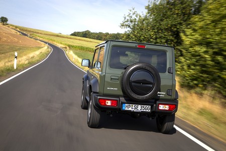 El Suzuki Jimny, primera víctima de la media de emisiones de 95 g/km CO₂: sus ventas se paralizan en Europa