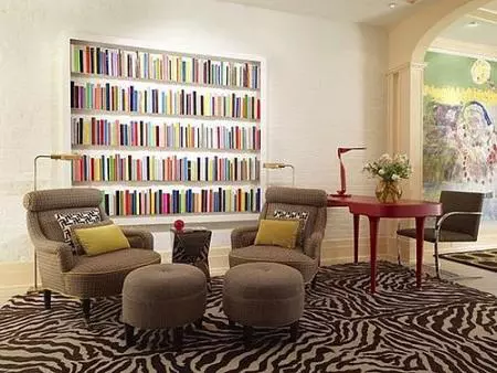 Grandes soluciones para espacios pequeños: integrar la librería en la pared