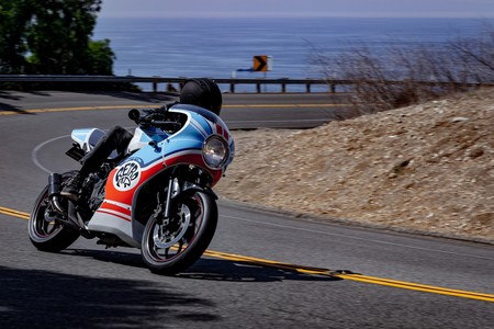 Con este kit de 1.000 euros la Yamaha YZF-R3 se puede convertir en toda una café racer