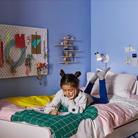 Ikea ha rebajado el precio de la cama nido infantil que te soluciona la vida si tienes dos niños