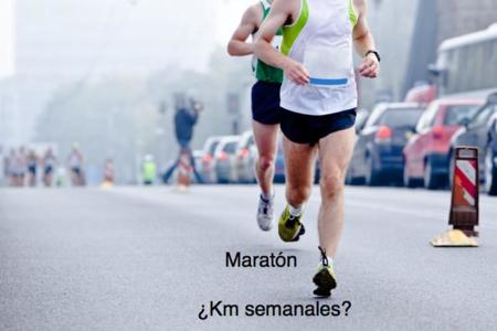 ¿Cuántos kilómetros debo correr a la semana para preparar una maratón?