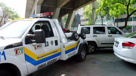 Gruas ya no podrán infraccionar en CDMX