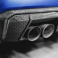 Adiós a la fibra de carbono. BMW la reemplazará por un material igual de ligero y resistente, pero hecho de plantas
