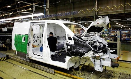 Nissan e-NV200, comienza la fabricación oficialmente en Barcelona