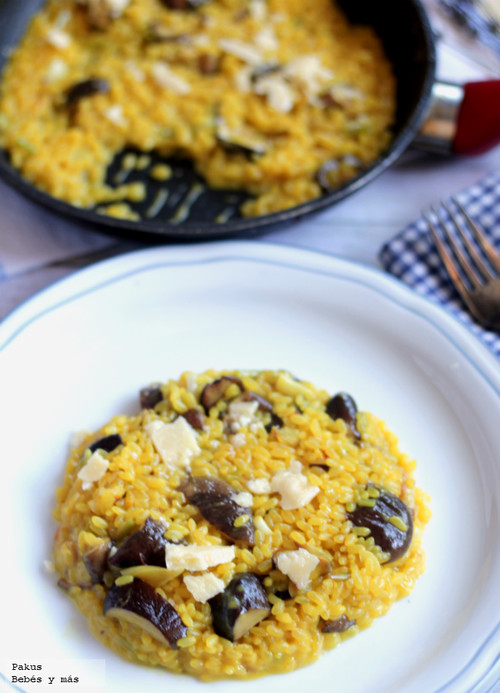 Receta de risotto sencillo de setas al azafrán