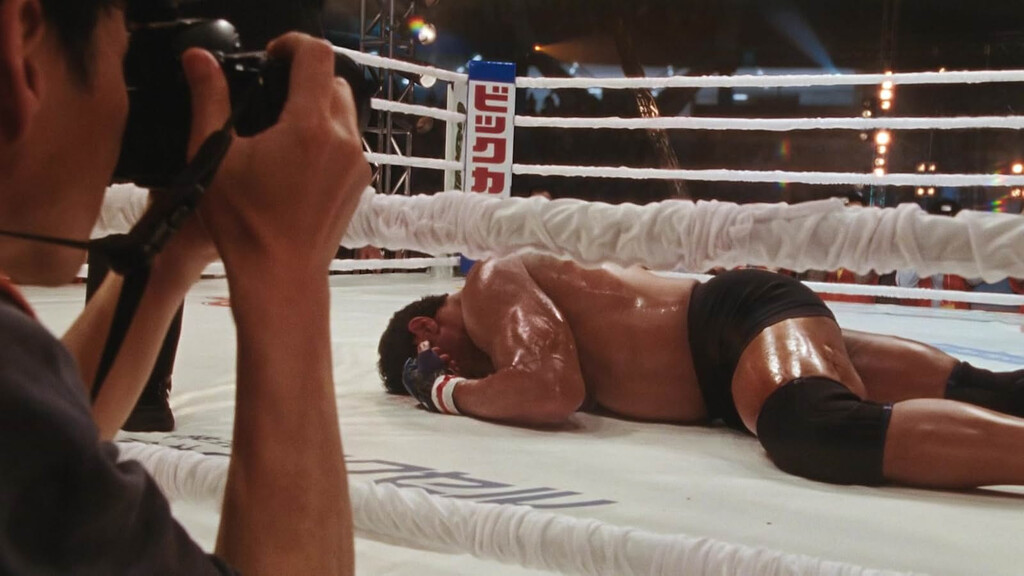 Meses después de fracasar en cines, se estrena en HBO Max el intento a la desesperada de Dwayne Johnson por transformar su carrera