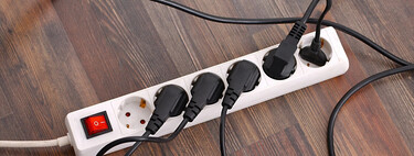 Apagar y encender el televisor desde la regleta directamente no es una buena idea: estas son las razones 