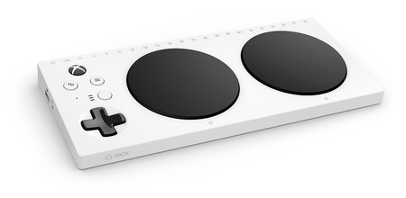 Microsoft anuncia el nuevo Xbox Adaptative Controller, un mando para jugadores con movilidad limitada