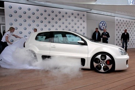 Más imágenes del Golf GTI W12 650