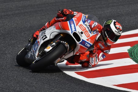 Carrera De Motogp Montmelo003