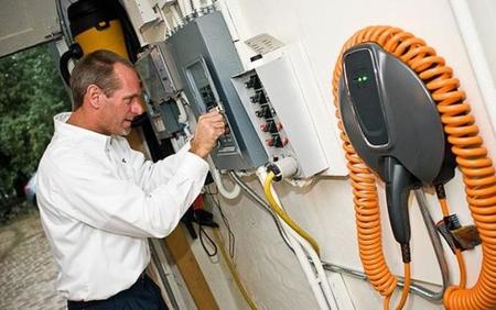 Un condado de Colorado obliga por ley a que todas las nuevas viviendas se adapten a los coches eléctricos