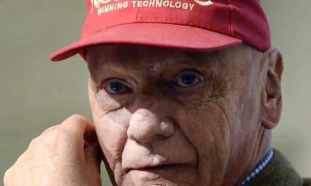 Niki Lauda dijo no a más tiempo para Renault