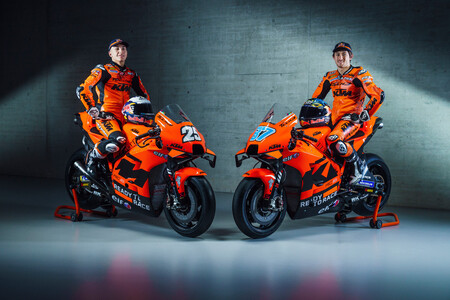 Presentacion Equipo Ktm Tech3 Motogp 2022 009