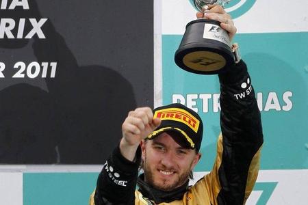 Nick Heidfeld espera poder asegurarse un volante en la Fórmula 1 en 2012