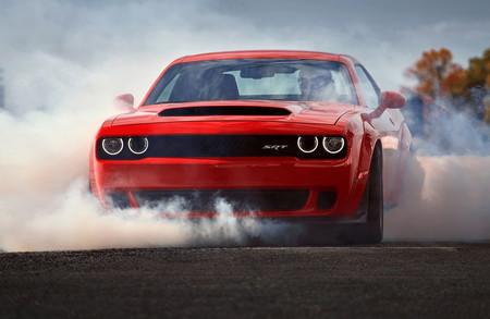 La próxima generación del Dodge Challenger recurrirá a la electrificación como 'suplemento'