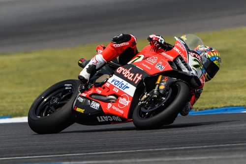 Davies gana la segunda carrera en Buriram mientras Rea ya es líder del WSBK 2018