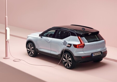 Volvo se convertirá en una marca de autos eléctricos en nueve años, según su CEO