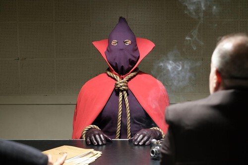 Una De Las Mejores Series De Los Ultimos Anos Basada En Un Legendario Comic De Culto No Es De Marvel Y La Puedes Ver Completa En Hbo Con Doblaje Latino Compressed