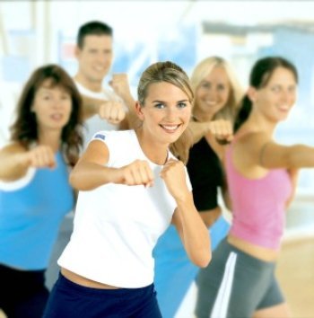Los beneficios del Kick Boxing (artes marciales + boxeo)