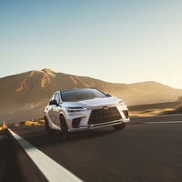 Ya está aquí el nuevo Lexus RX: un SUV que llega con dos pegatinas ECO y una CERO 