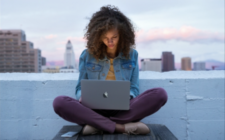 Adiós a la manzana retroiluminada de los MacBook