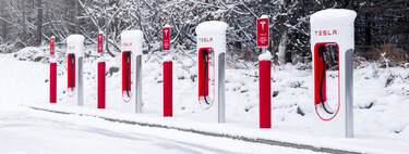 Comprarte un coche eléctrico de 100.000 euros y que no cargue con el frío. Cómo afecta la temperatura a las recargas