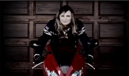 Triumph Daytona 675, un anuncio diferente