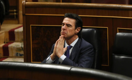 Soria, el escándalo económico que le obligó a dimitir