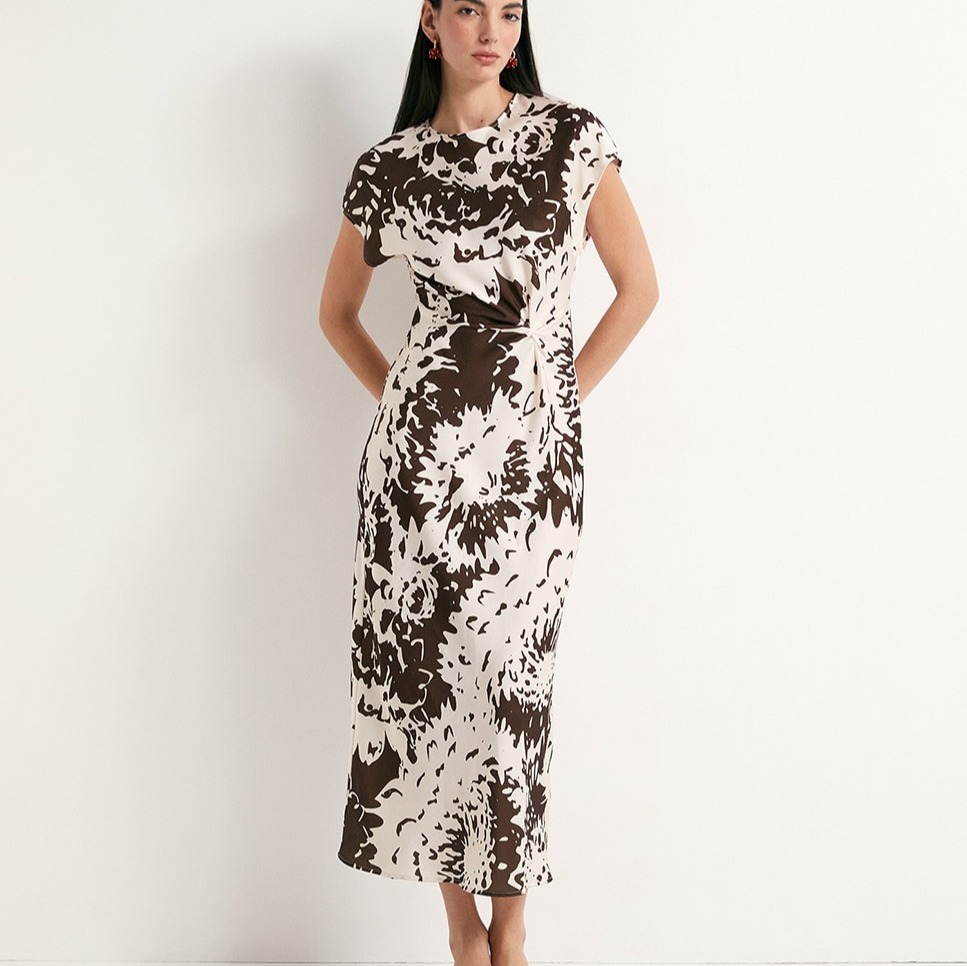 Sfera
Vestido satinado