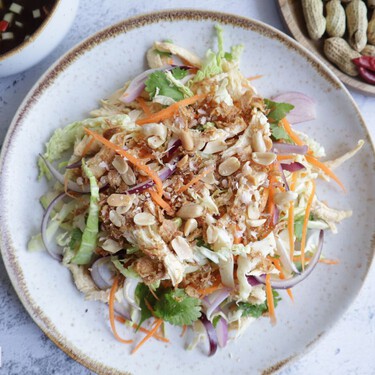 Gỏi gà, la ensalada vietnamita de pollo más fresca y fácil