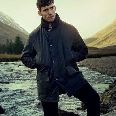 Las chaquetas inspiradas en la campiña británica son esa pieza old money que mejora cualquier look de invierno