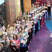 El embarazo sí que es contagioso: 36 enfermeras de una UCIN en Estados Unidos dan la bienvenida a sus bebés este año