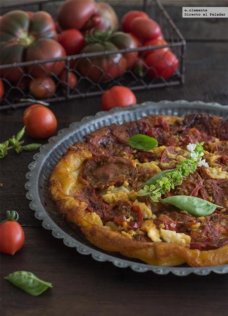 Tarta tatin de tomates y queso fresco de cabra. Receta
