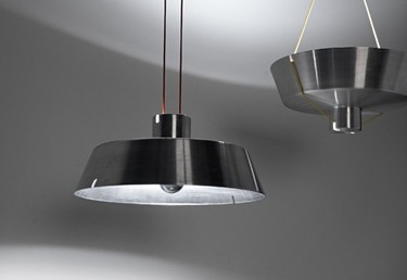 Acrobata, una lámpara que permite cambiar la dirección de la luz