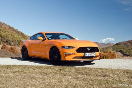 Este anuncio del Ford Mustang ha sido baneado absurdamente por incitar a la conducción agresiva