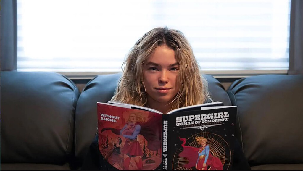 Incels, misoginia e IA generativa. A 10 días de su estreno, 'Supergirl' está siendo el objetivo del machismo en redes sociales