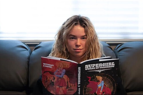 Incels, misoginia e IA generativa. A 10 días de su estreno, 'Supergirl' está siendo el objetivo del machismo en redes sociales