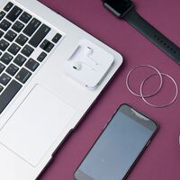 Celulares, laptops y memorias USB podrían pagar hasta 2% más de impuestos en México por derechos de autor 