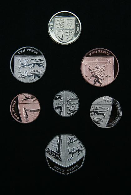 Inglaterra renueva sus libras