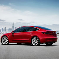 El Tesla Model 3 de Gran Autonomía aumenta su rango y precio en EEUU, mientras que en España se encarece la versión de acceso