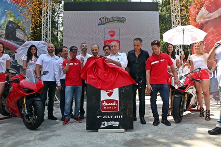 Ducati World1