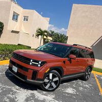 Hyundai Santa Fe Hybrid, a prueba: el SUV más grande de los coreanos ya no sólo habla de espacio, ahora también, es una declaración de estilo