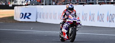 Jorge Martín bate a Brad Binder en un apasionante duelo en Tailandia y ya acosa a Pecco Bagnaia