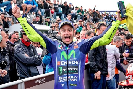 Valentino Rossi: "Los que vienen de Moto2 son muy agresivos y si este es el juego, jugaremos"