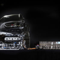 La Fórmula 1 descongela los motores para 2017