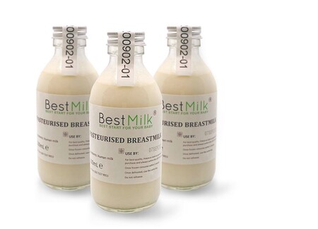 'Best Milk', el banco privado de leche materna de Reino Unido que ofrece leche donada embotellada a las madres que no pueden amamantar